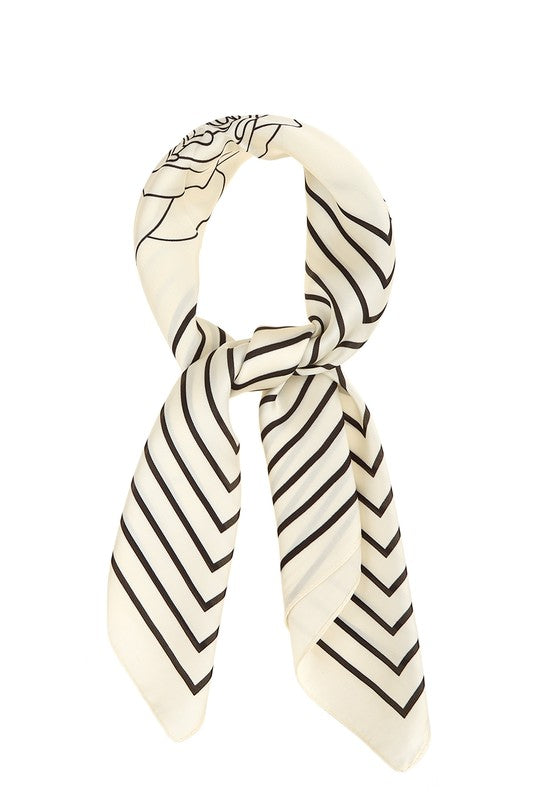 BLACK AND IVORY SCARF