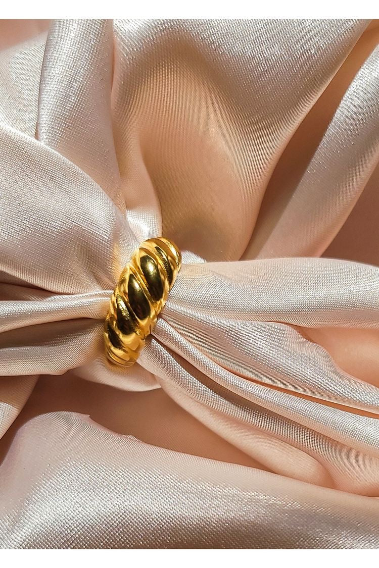 CROISSANT 14K GOLD PLATED RING